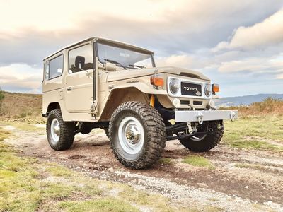 Legacy Overland Toyota FJ40 V8 Project Meranti restomod 46