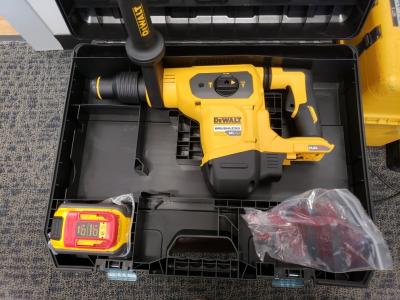 dewalt 60v